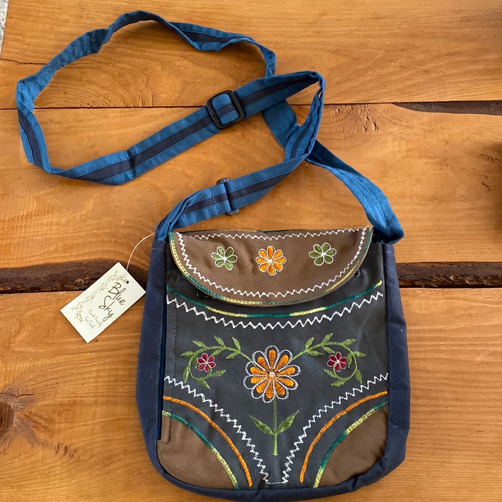 Colorful cloth purse with embroidery